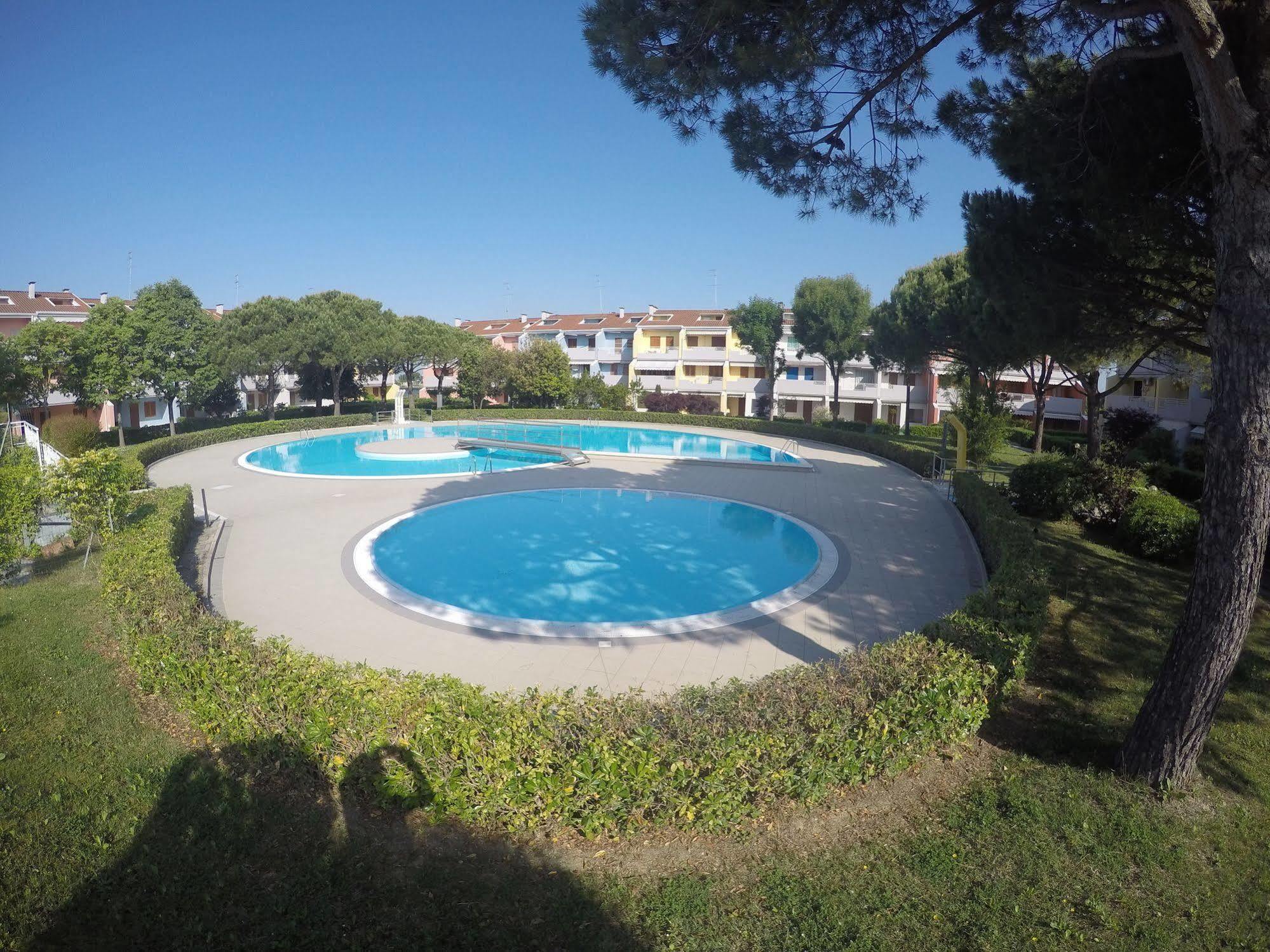 Villaggio Riviera - Agenzia Cocal Καόρλε Εξωτερικό φωτογραφία